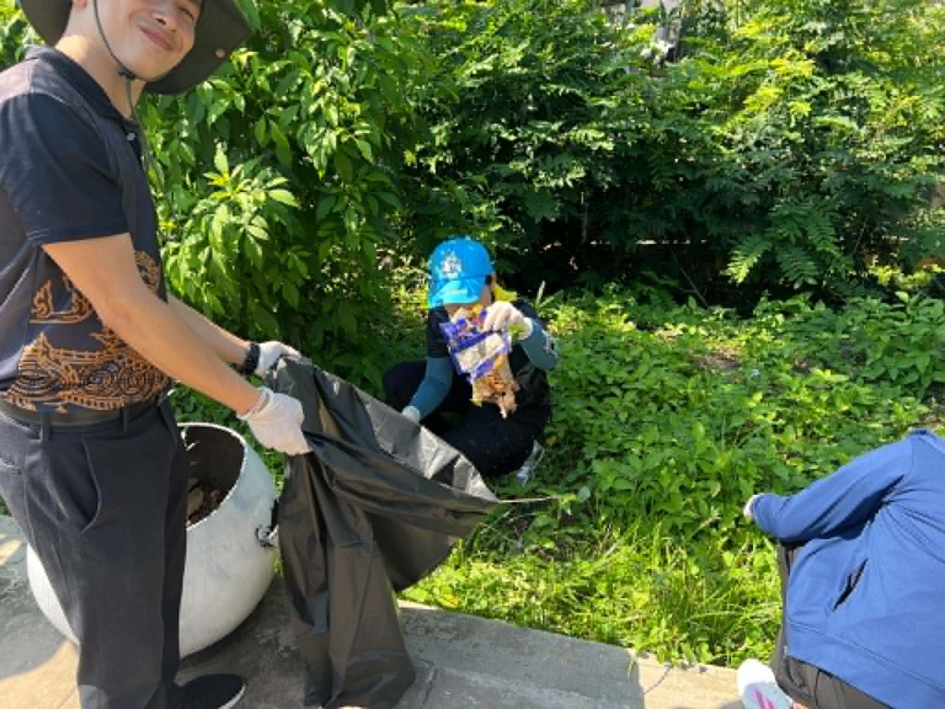 โครงการจิตอาสาปรับปรุงภูมิทัศน์และพัฒนาสิ่งแวดล้อม